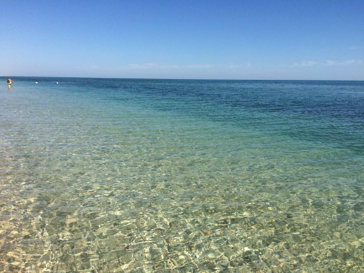 Beach Appartament มารีนา ดิ มอนเตมาร์เชียโน ภายนอก รูปภาพ
